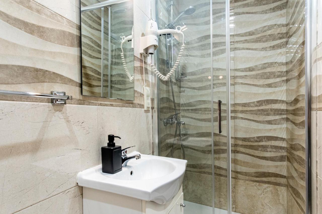Hostal Rincon De Sol - Centro Madrid - Self Checkin Ngoại thất bức ảnh
